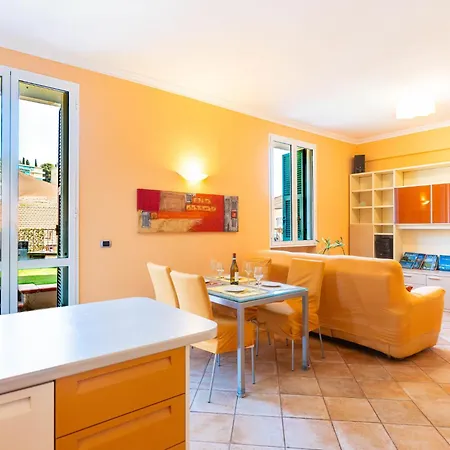 Apartman Daisy By Interhome