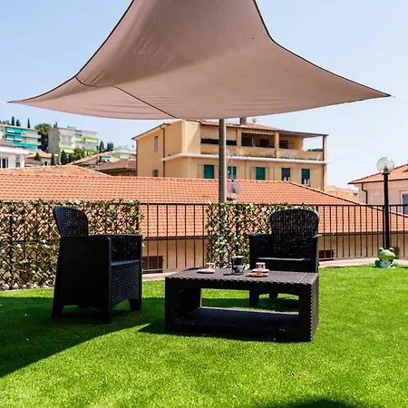 Daisy By Interhome Apartman Oneglia