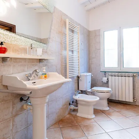 Daisy By Interhome Apartman Oneglia