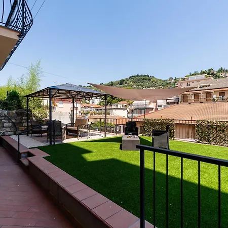 Daisy By Interhome Apartman *